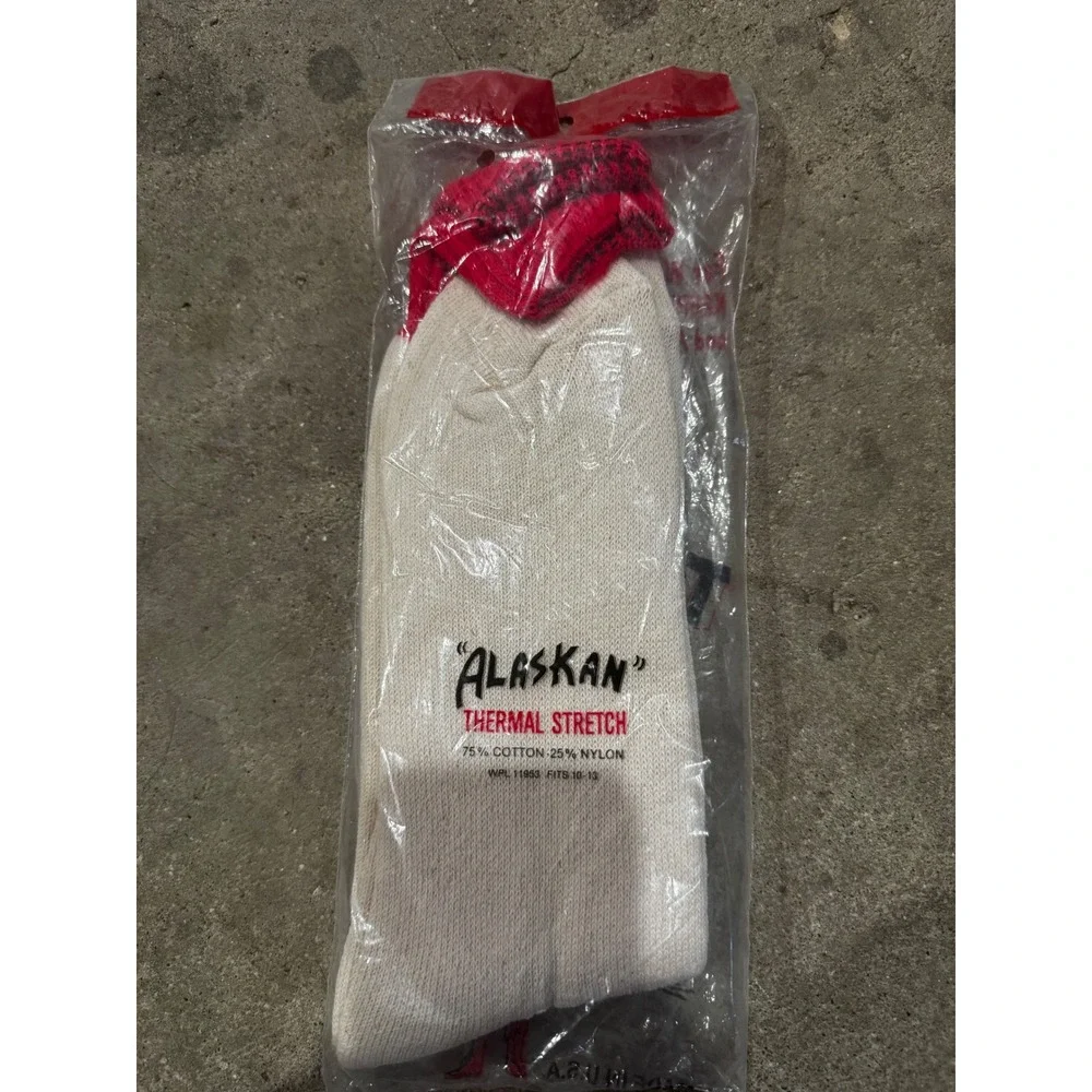 Vintage Alaskan Thermal Stretch Insulated Socks Red Cream Made in USA 5 Pairs